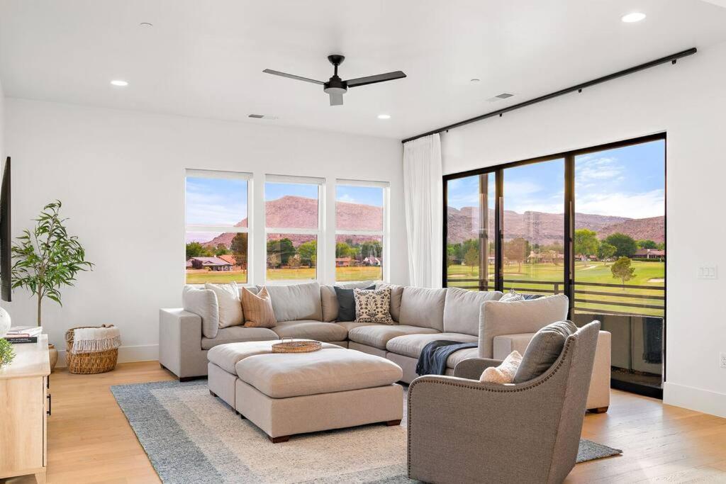 Villa 22 A Fairway To Heaven, Brand New Listing! Stunning Views! St. George Exterior photo